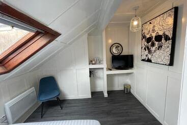 هتل Elmora House