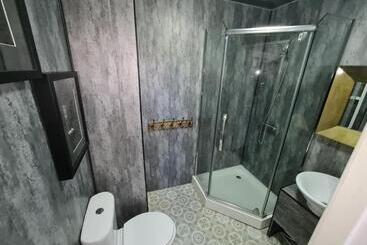 هتل Elmora House