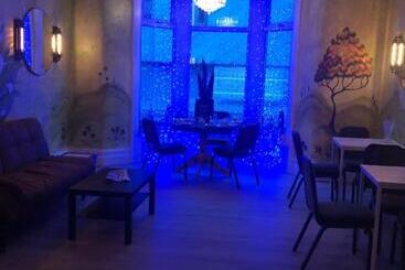 هتل Elmora House