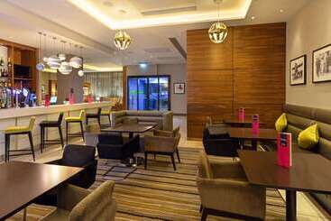 هتل Hampton By Hilton London Croydon