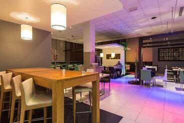 هتل Ibis Oran Les Falaises