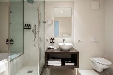 هتل NH Collection Budapest City Center