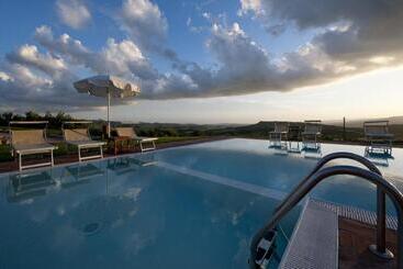 هتل Saturnia Tuscany