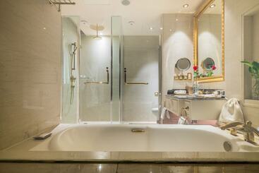 هتل Sheraton Chongqing