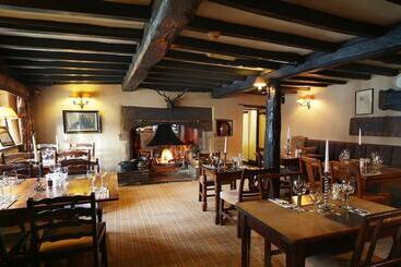هتل Shibden Mill Inn