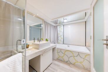 Sunflower Hotel & Residence, Shenzhen