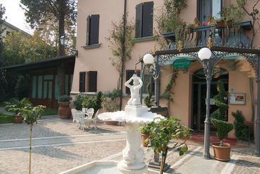 هتل Ville Panazza