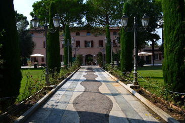 هتل Ville Panazza