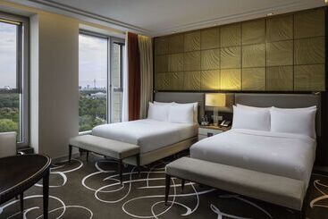 هتل Waldorf Astoria Berlin