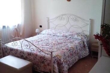 تختخواب و صبحانه Dimora Antonianna In Valle D Itria