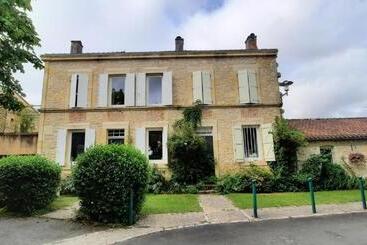 Bed and Breakfast La Maison Sur La Colline