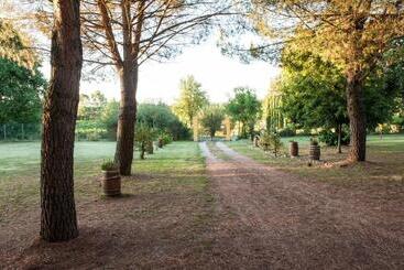 تختخواب و صبحانه Campo Alle Monache