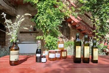 هتل Agriturismo Conte Brunello