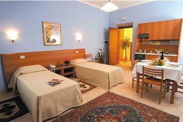מלון דירות Casa Vacanze Provenzale