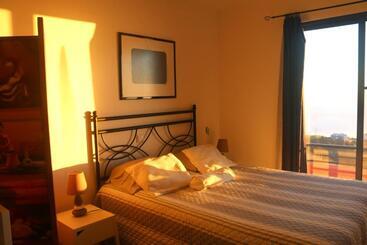 پانسیون Madeira Native Motion Guest House
