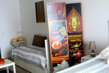 پانسیون Madeira Native Motion Guest House
