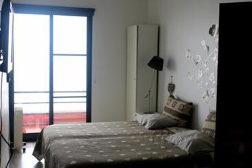 پانسیون Madeira Native Motion Guest House