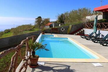 پانسیون Madeira Native Motion Guest House
