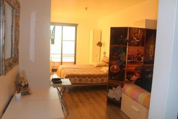 پانسیون Madeira Native Motion Guest House