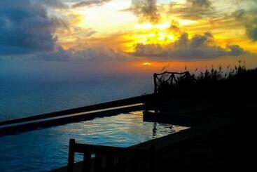 پانسیون Madeira Native Motion Guest House