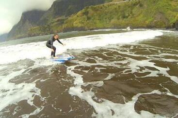 پانسیون Madeira Native Motion Guest House