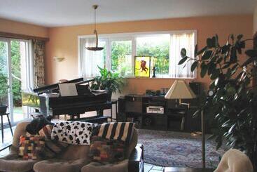 Prince D Orange Bed & Breakfast