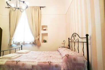 تختخواب و صبحانه Al Vecchio Cellaio Historical Guest House