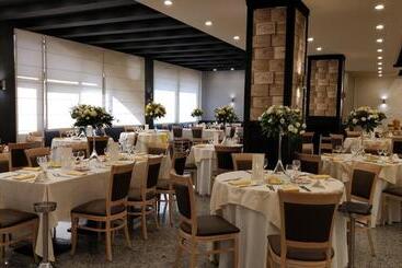 تختخواب و صبحانه Al Vecchio Cellaio Historical Guest House