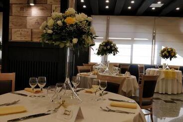 تختخواب و صبحانه Al Vecchio Cellaio Historical Guest House