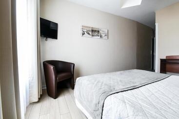 هتل Hôtel Le Rupella
