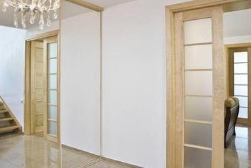 پانسیون Irena Family House