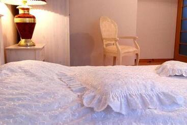 پانسیون Irena Family House