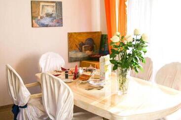 پانسیون Irena Family House