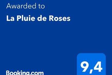 تختخواب و صبحانه La Pluie De Roses