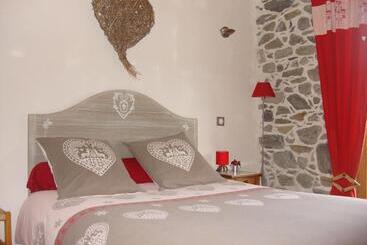 تختخواب و صبحانه Le Chalet De Thalie