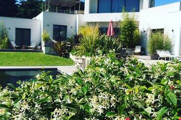 تختخواب و صبحانه Villa Le Sud