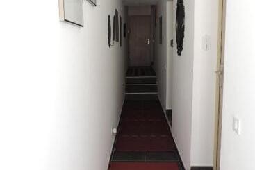 تختخواب و صبحانه Villa Le Sud