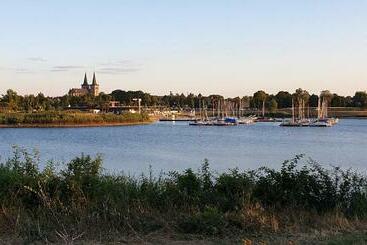 펜션 Gästehaus Am See