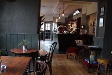 هاستل The Dundry Inn