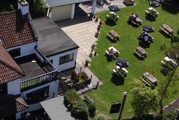 هاستل The Dundry Inn