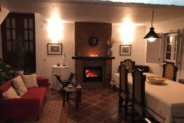 هتل Casas Dos Infantes   Turismo Rural