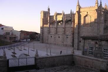 هتل Solar De Alarcao
