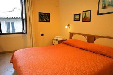 پانسیون Bed And Breakfast L Annunziata