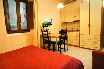 پانسیون Bed And Breakfast L Annunziata