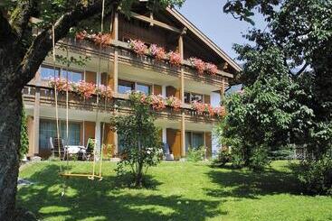 پانسیون Gästehaus Sinz