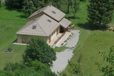 住宿加早餐  Chambres D Hôtes La Pierre D Oran