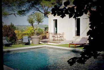 تختخواب و صبحانه La Villa Dupont D Avignon