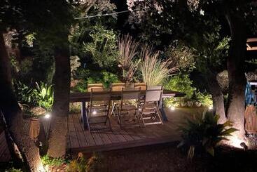 تختخواب و صبحانه La Villa Dupont D Avignon