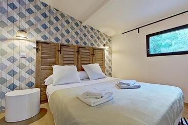 تختخواب و صبحانه La Villa Dupont D Avignon
