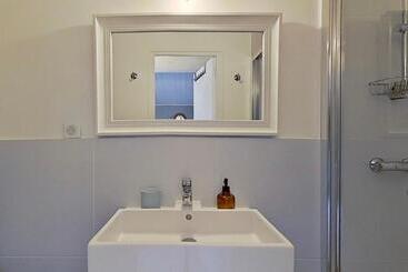تختخواب و صبحانه La Villa Dupont D Avignon